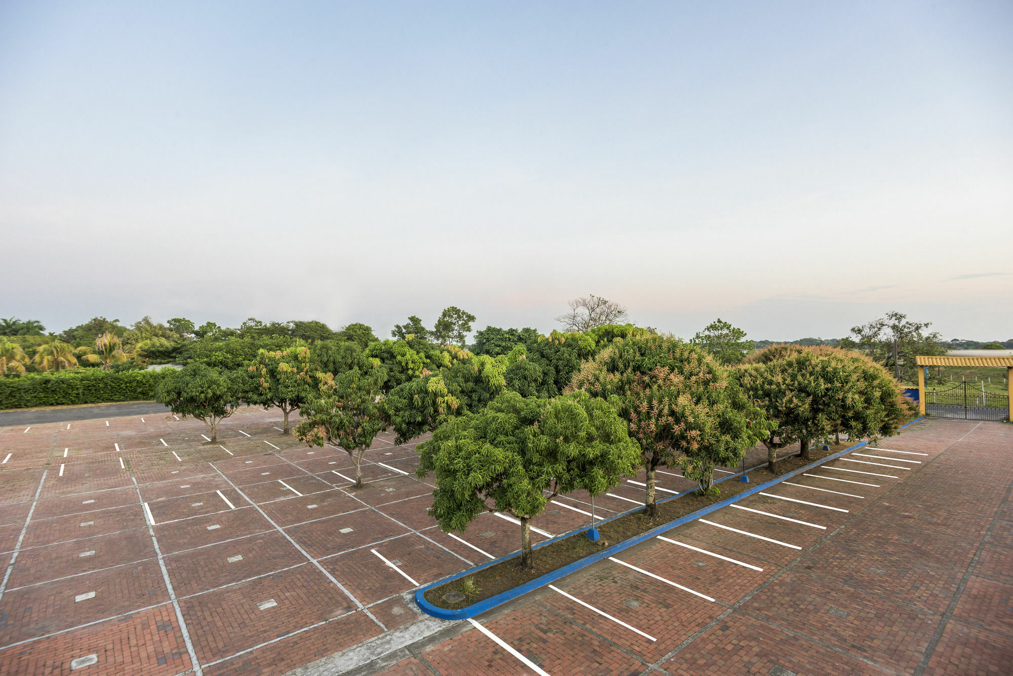 Hotel Sunrise By Hype Apiay Exteriér fotografie